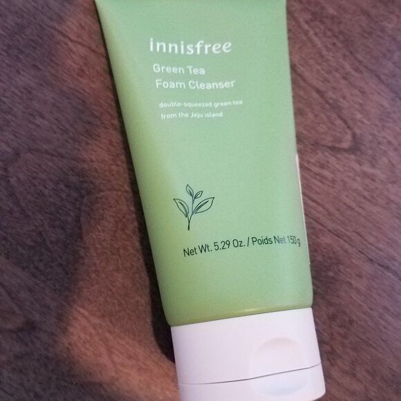 Unbranded Other - innisfree Foam Cleanser sealed unisex